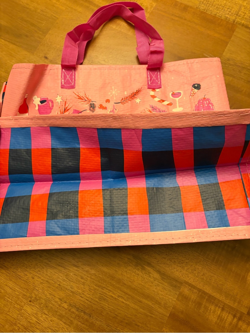 Trader Joe’s “Eat Drink and Be Merry” Small Holiday Tote - Picture 3 of 5